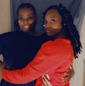 Meet your Posher, Bernishia